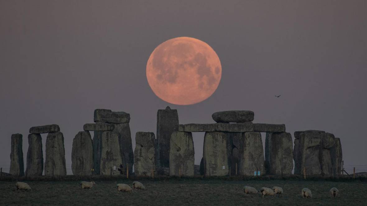 Does a Full Moon Affect&nbsp;Us?